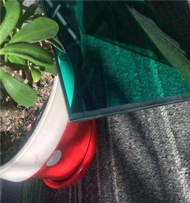 Green pvb laminated glass