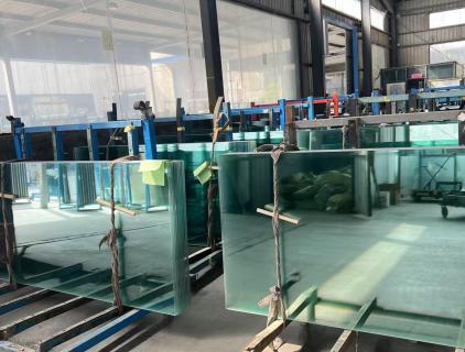 Tempered Glass and Ordinary Glass