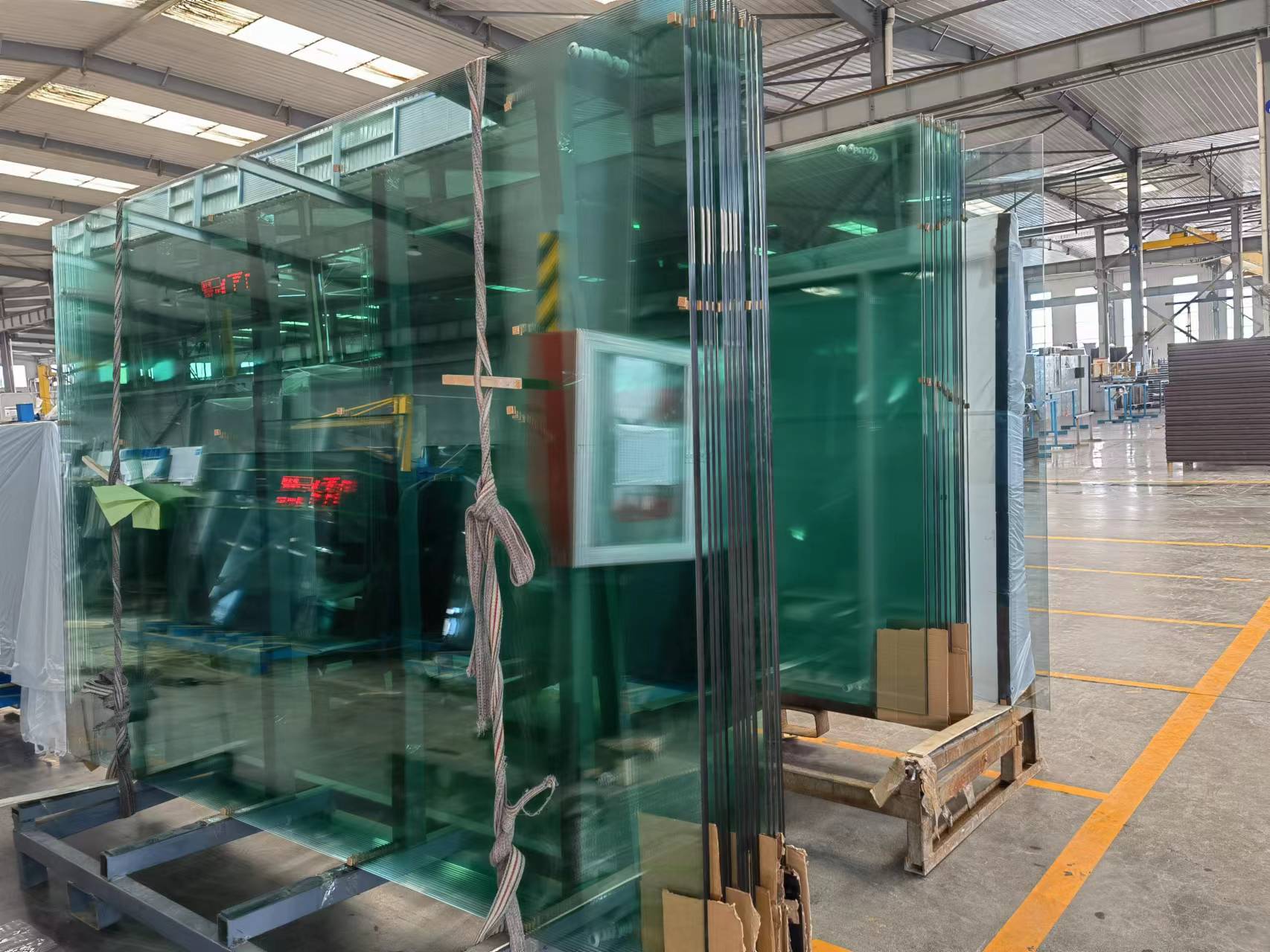 High Quality Tempered Padel Glass