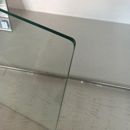 زجاج مقسى شفاف